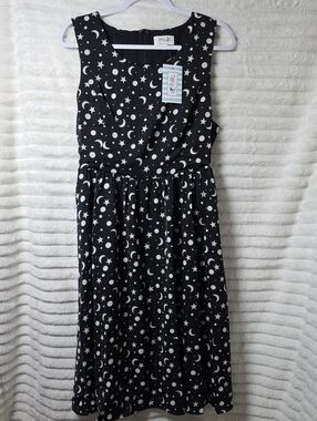 0593 Tulip B Sleeveless Black Moon & Stars Dress With Pockets